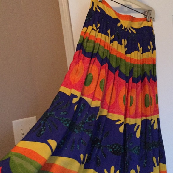 Platinum Dresses & Skirts - Skirt (one of two pieces)